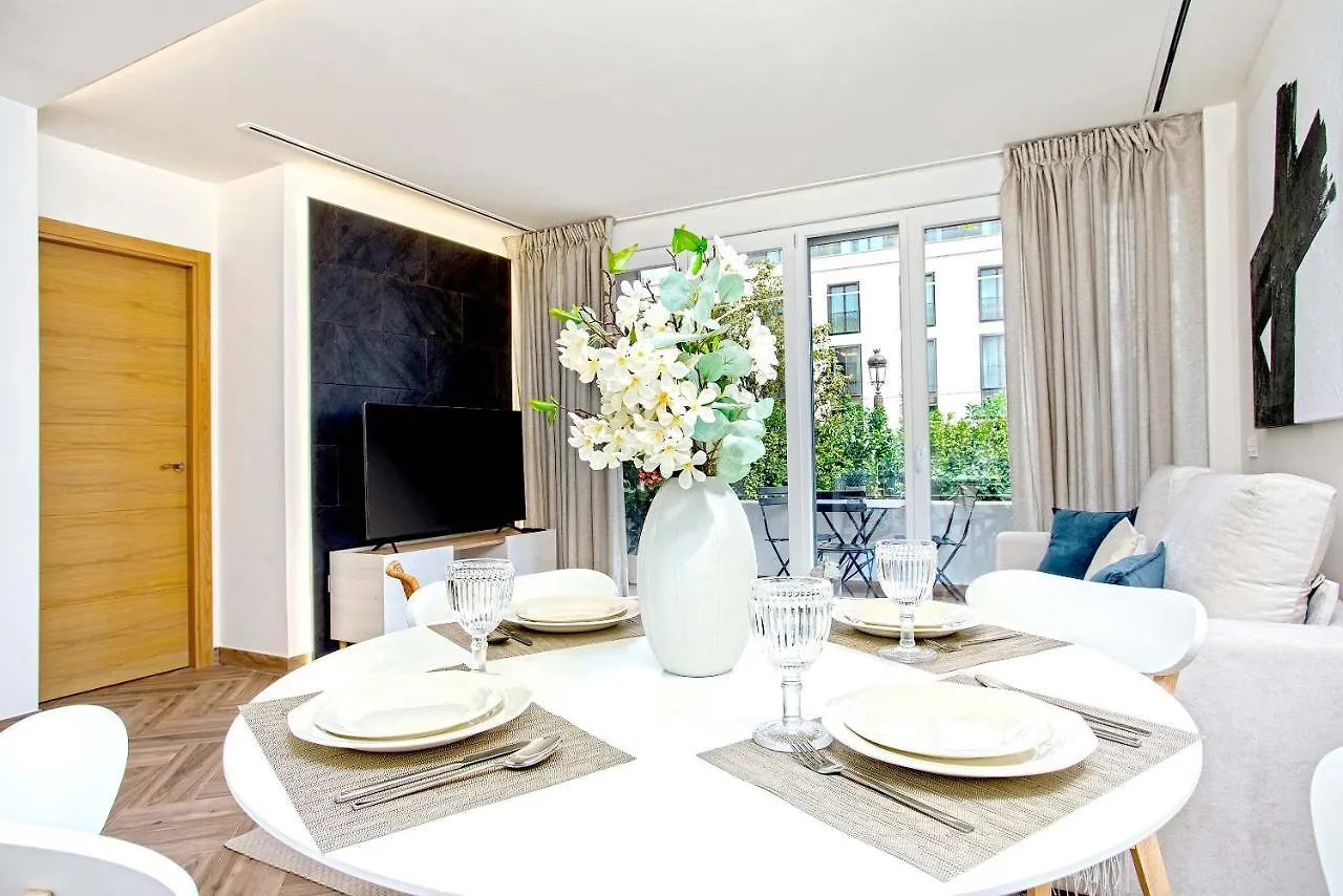 Genteel Home Magdalena Seville Apartment